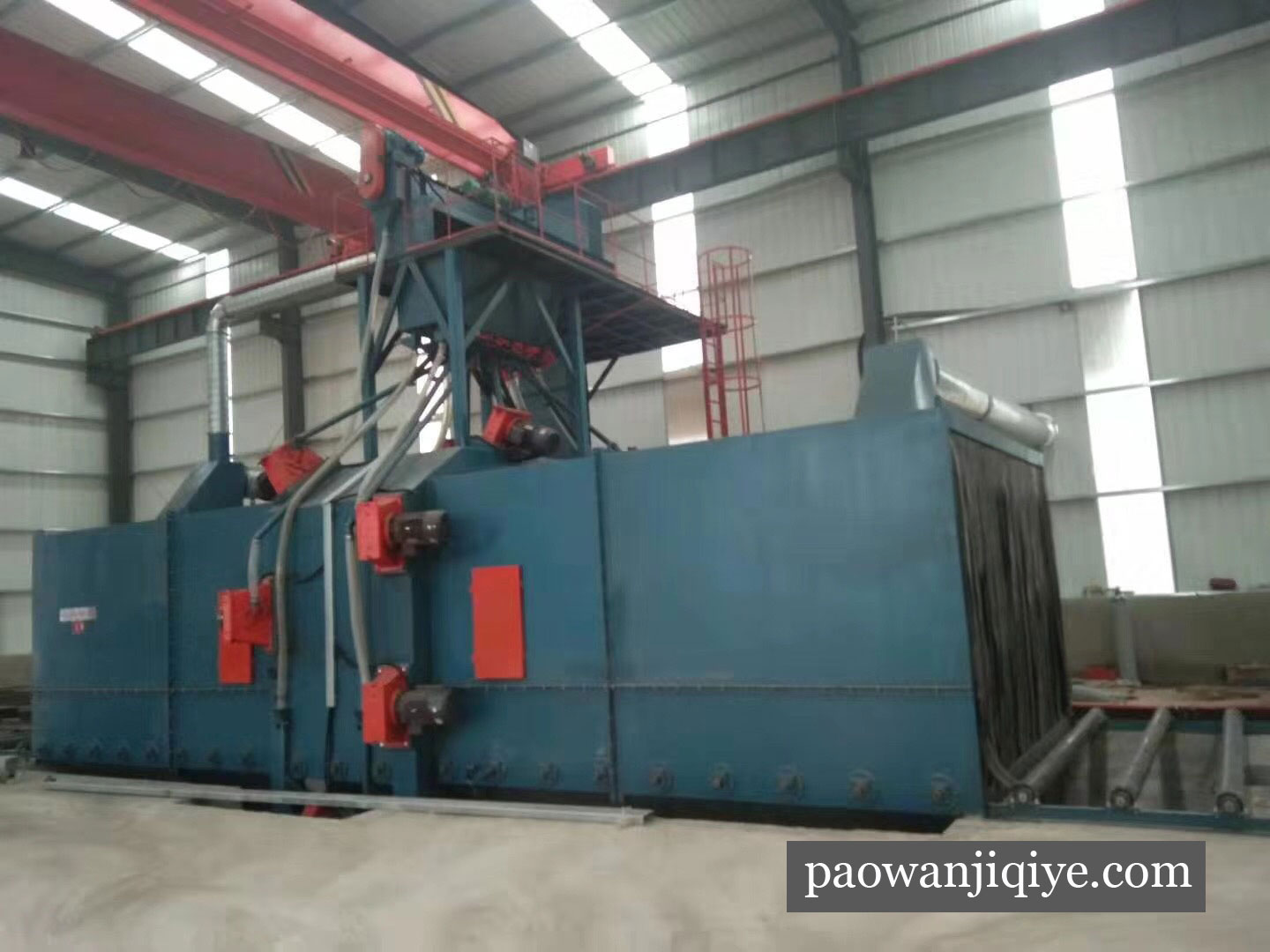 鋼結(jié)構(gòu)拋丸機(jī)產(chǎn)品圖片